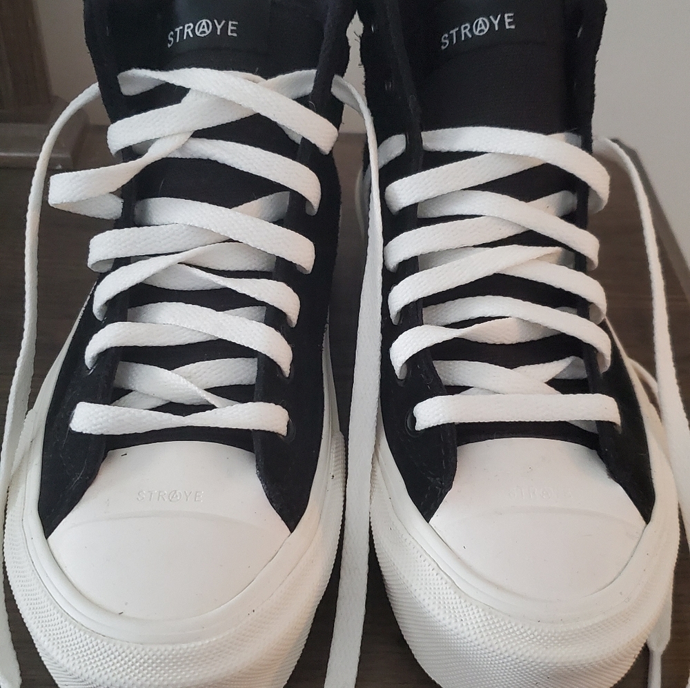 Hightop sneakers